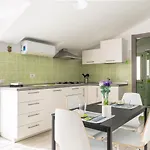 Apartment Rossomelograno *