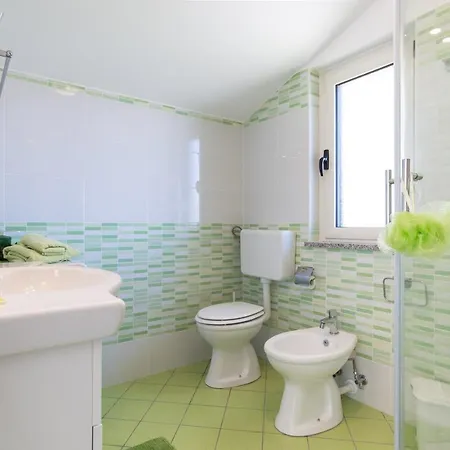 Apartment Rossomelograno